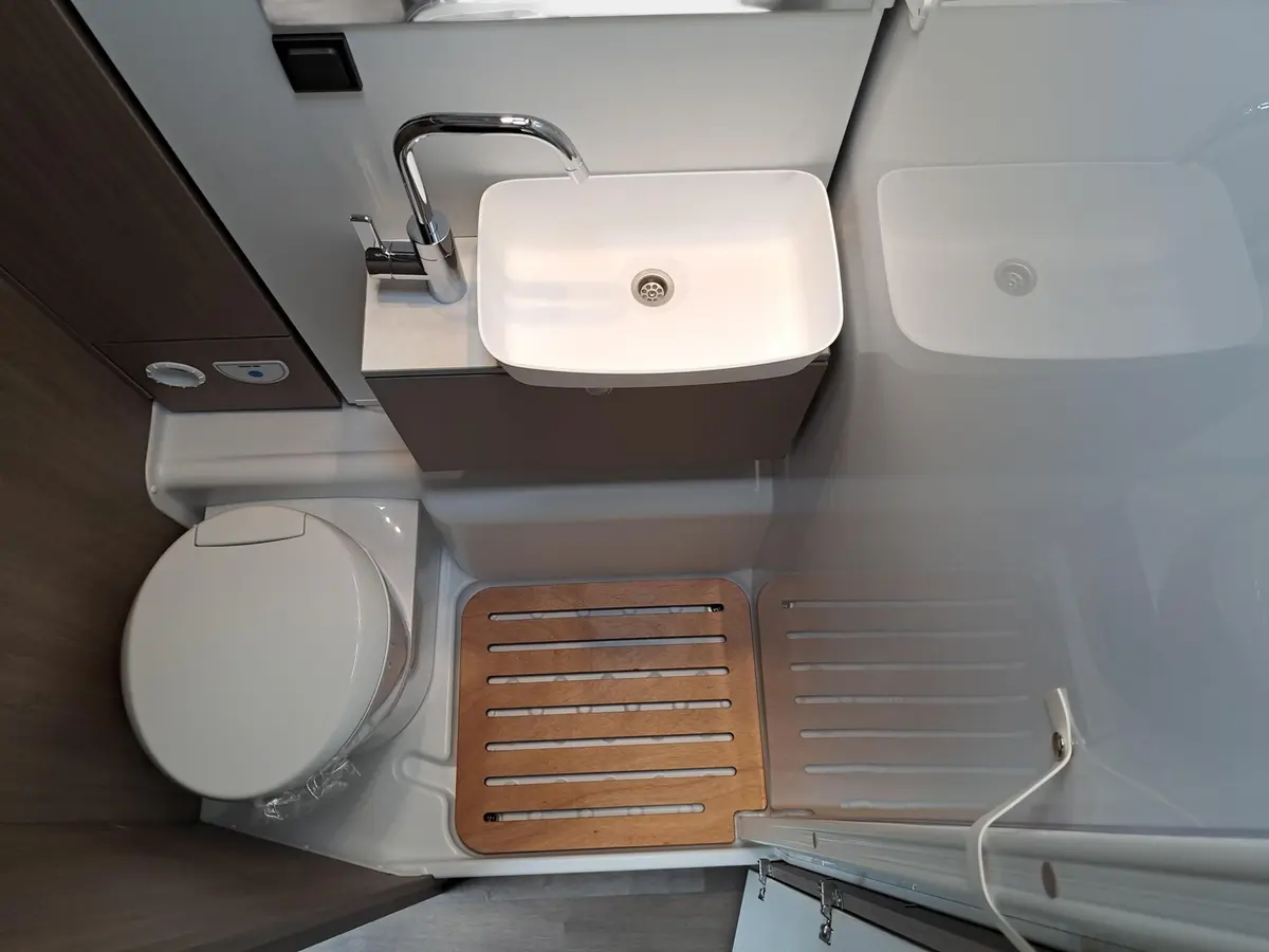 Carado Edition26 T Ford 338 Solar, LTE-Paket, TV