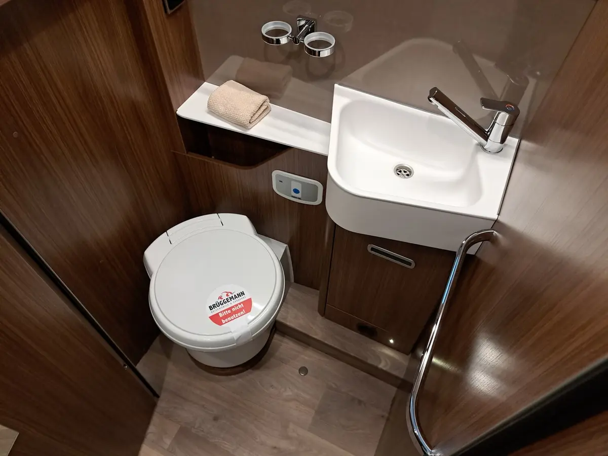 Hymer B-Klasse MC I 680 Bugausbau, Premium, AHK