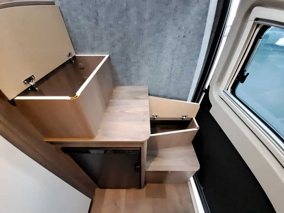 Carado pro CV 541 Automatik, Rahmenfenster