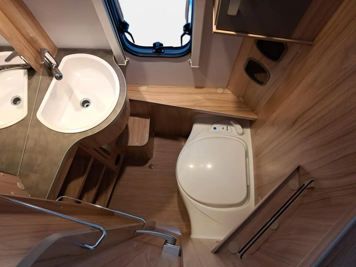 Hymer Eriba Feeling 442 Mover, Autark, Multimediapaket