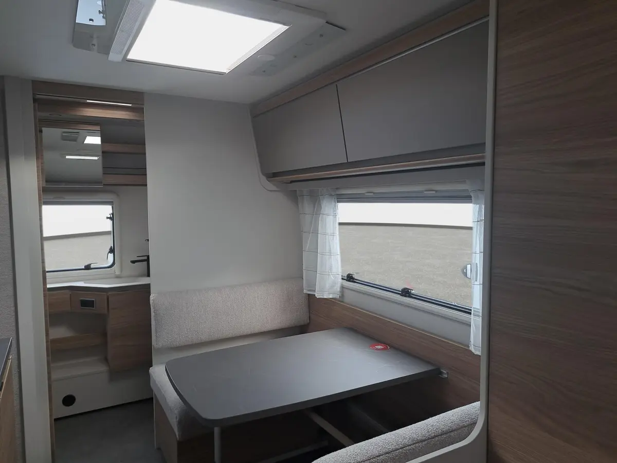 Dethleffs Nomad 490 EST First Edition