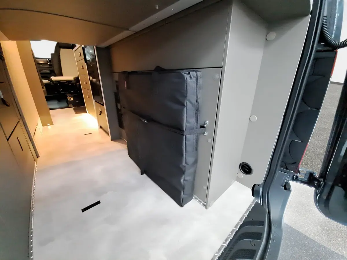 Hymer Grand Canyon S CrossOver 600 AHK, TV, Wechselrichter