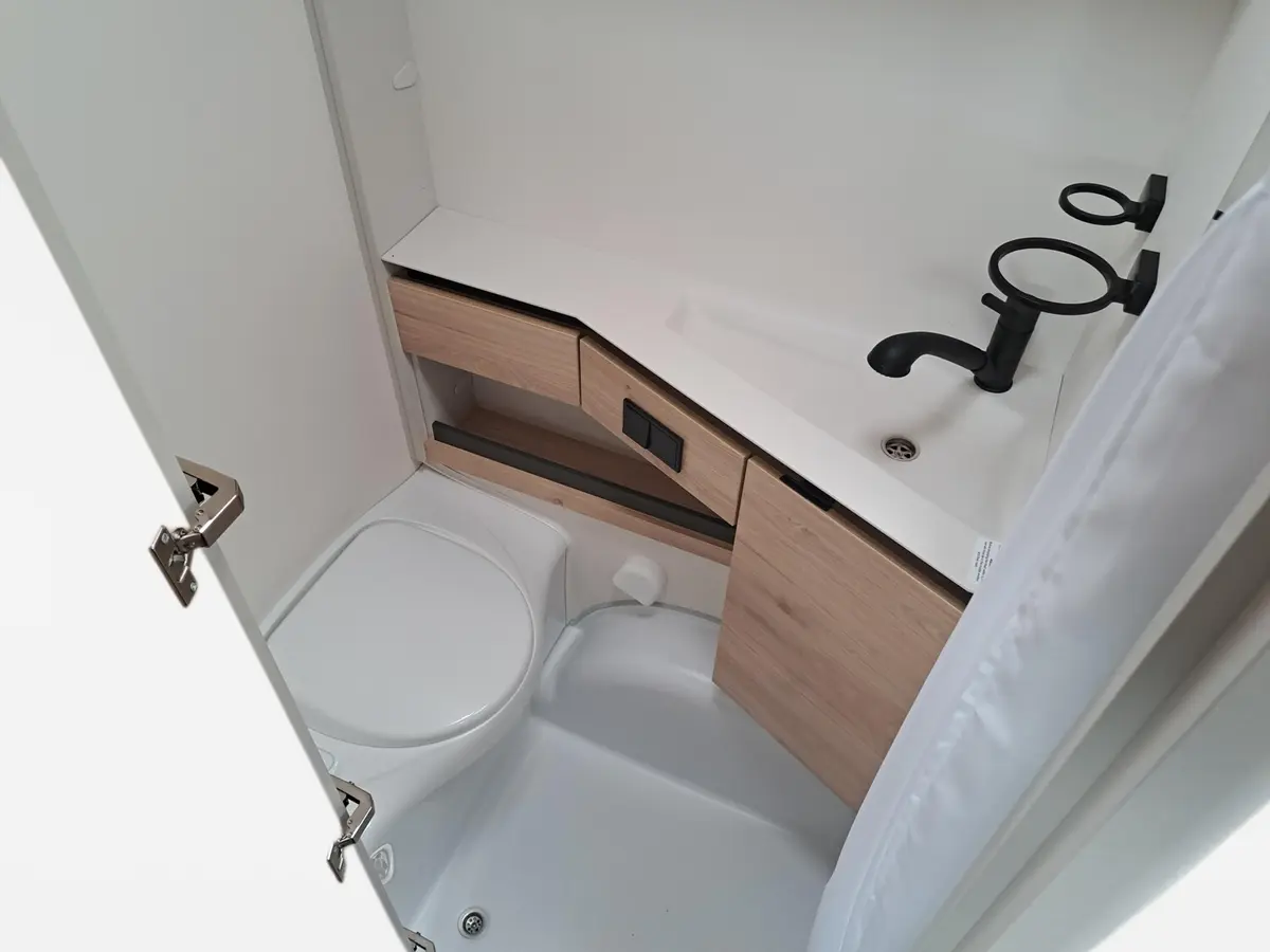 Dethleffs Camper 460 EL First Edition, Sicherheitspaket