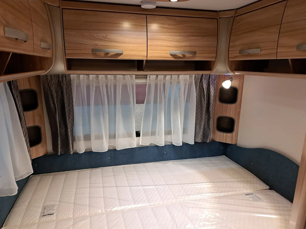 Hymer Eriba Nova Light 425 Moving-Paket, Autark, 1.600 kg