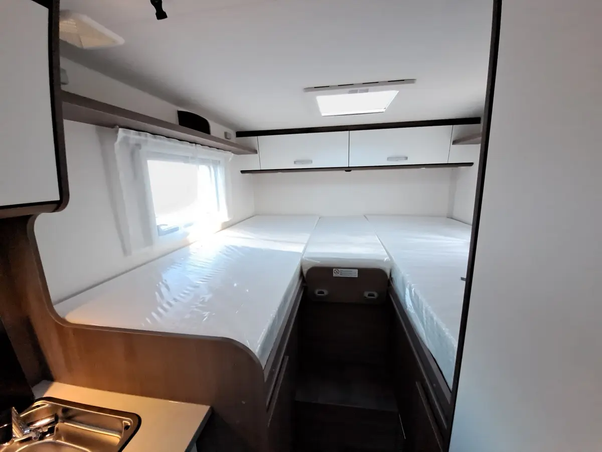 Carado V 347 Pro+ Solar, LTE, TV, Clever Lift Bett