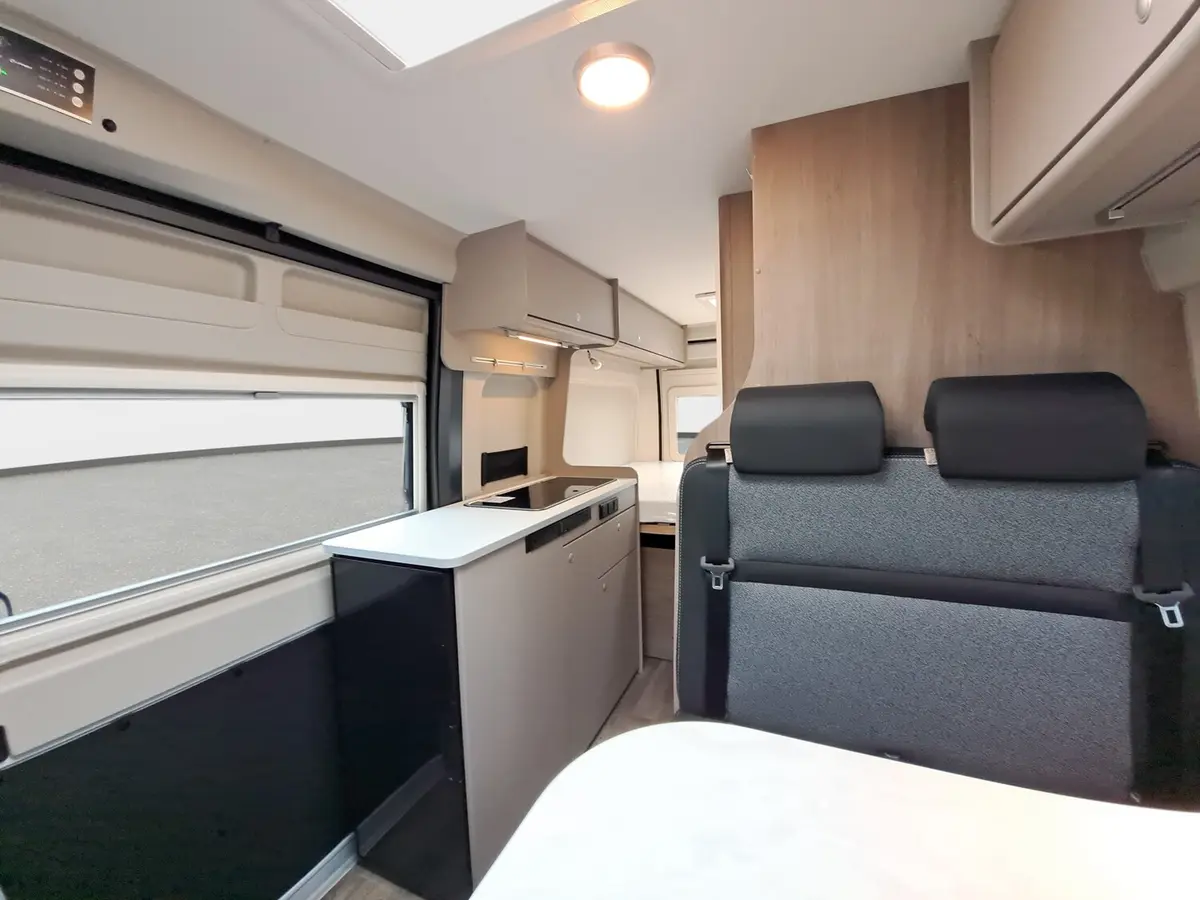 Carado CV 600 Markise, Optik Paket 2, Basic Paket