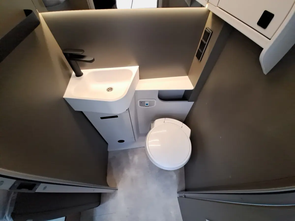 Hymer GT-S 685 Chassis-, Aufbau-, Winterpaket