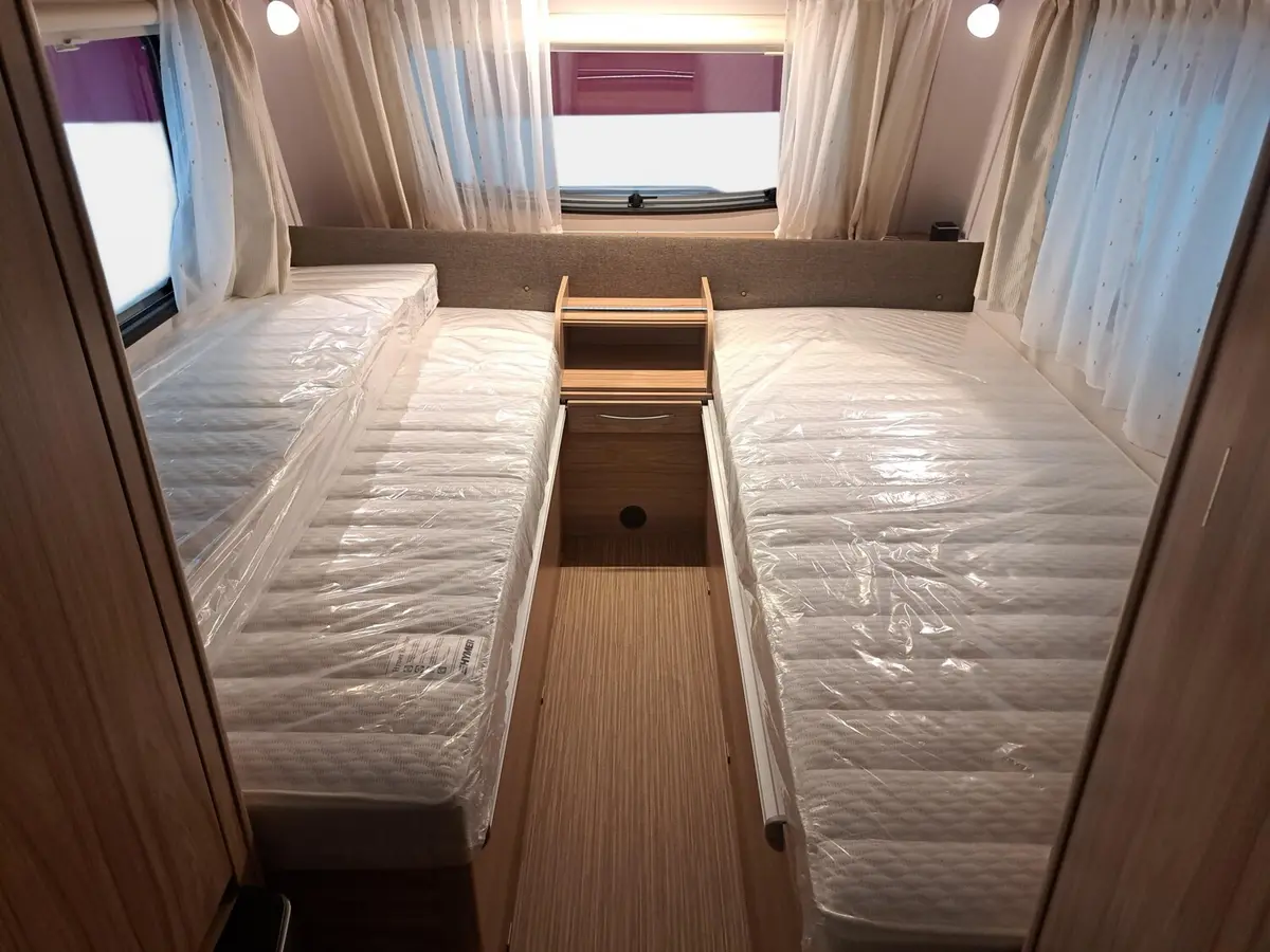 Hymer Eriba Feeling 470 Moving-Paket, Autark, 1.600 kg