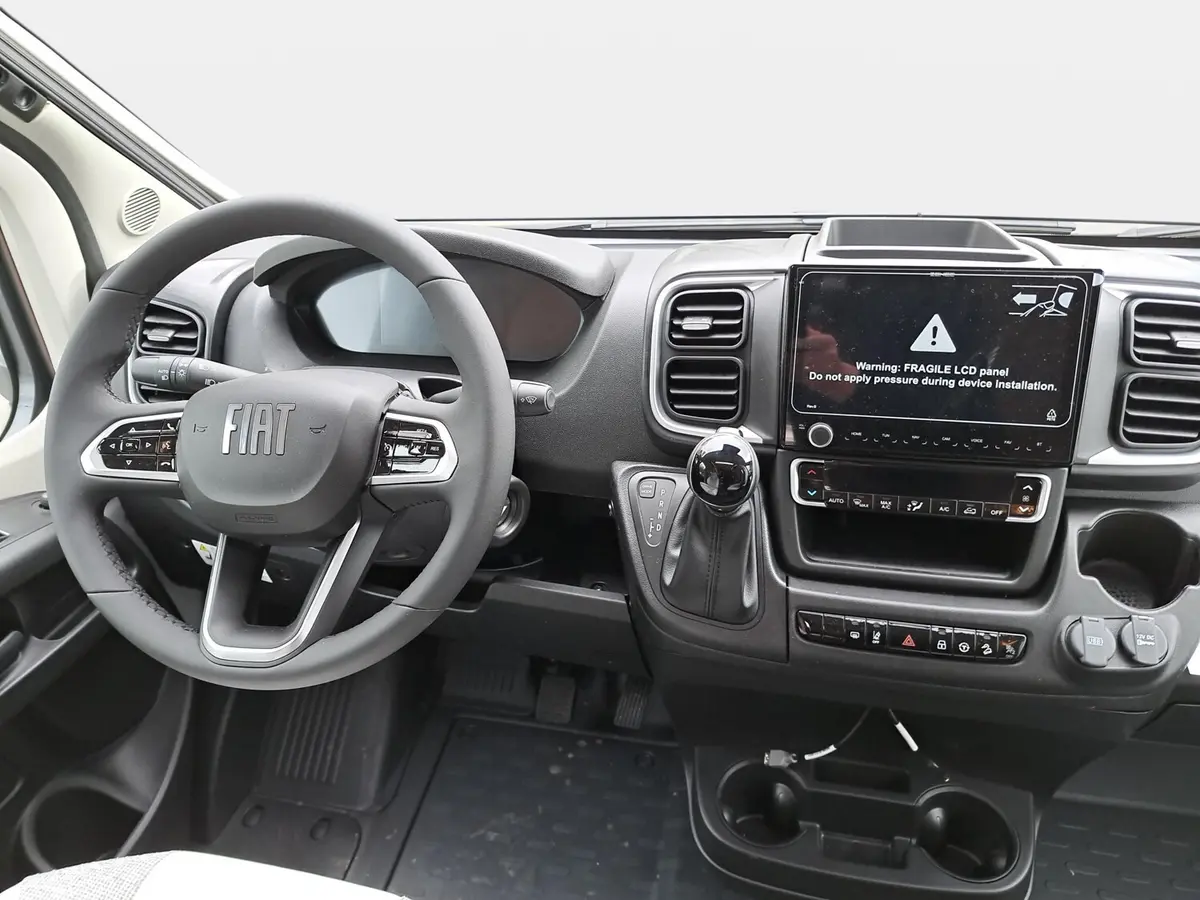 Dethleffs Just Camp Active T 7052 EB Chassis-, Assistenzpaket