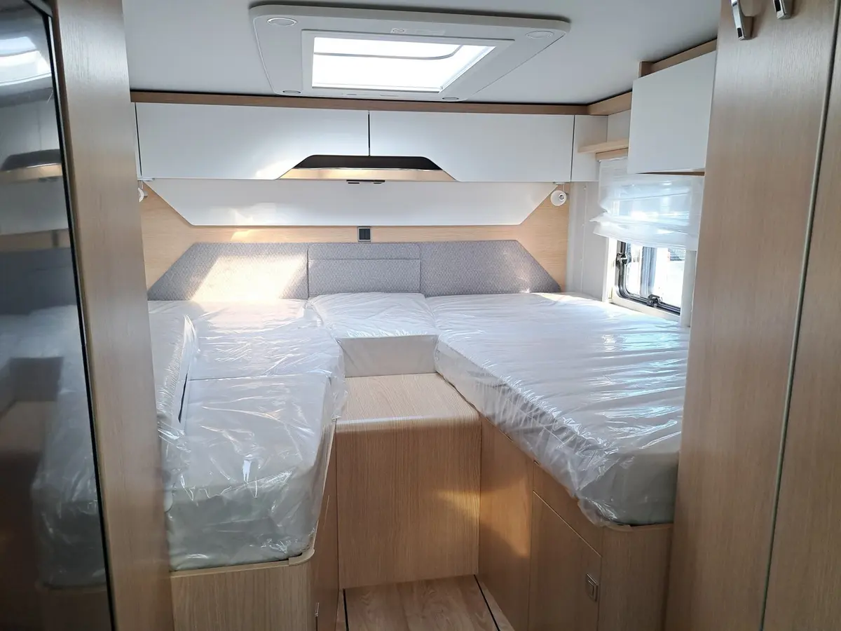 Hymer B-Klasse MC I 580 Bugausbau, Premium, Backofen