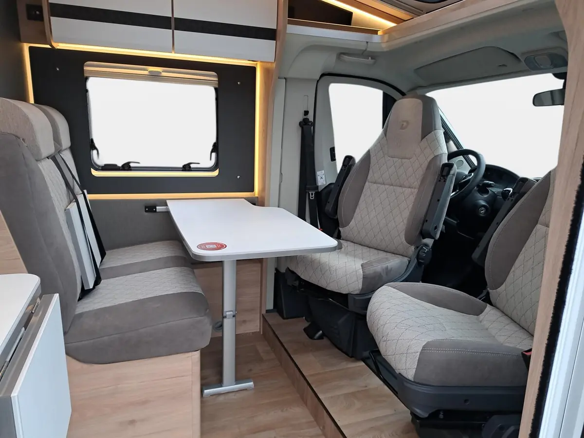 Dethleffs Globebus Camp Active T 4 Automatik