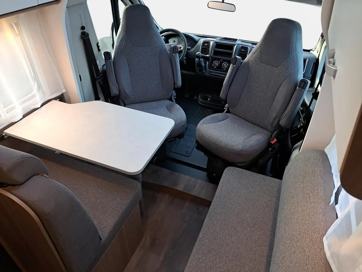 Carado V 347 Pro+ Solar, LTE, TV