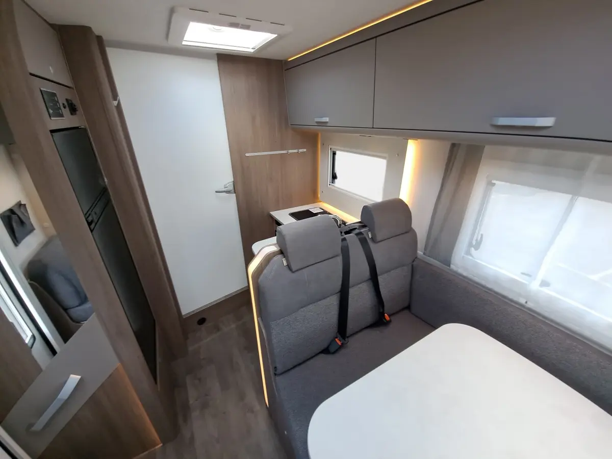 Carado I 447 Pro+ Automatik, 4.400 kg, Solar, LTE, TV