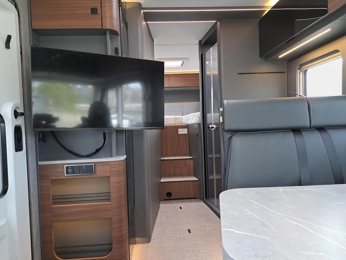 Hymer B-Klasse MC I 680 Premium-, Autarkiepaket Lithium