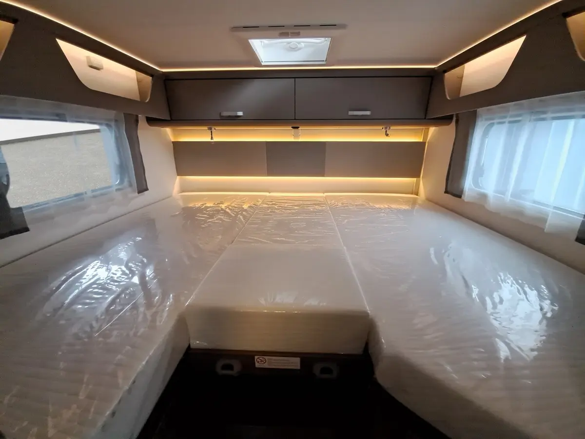 Carado T 328 Pro+, LTE, TV, Solar, 3. Bett