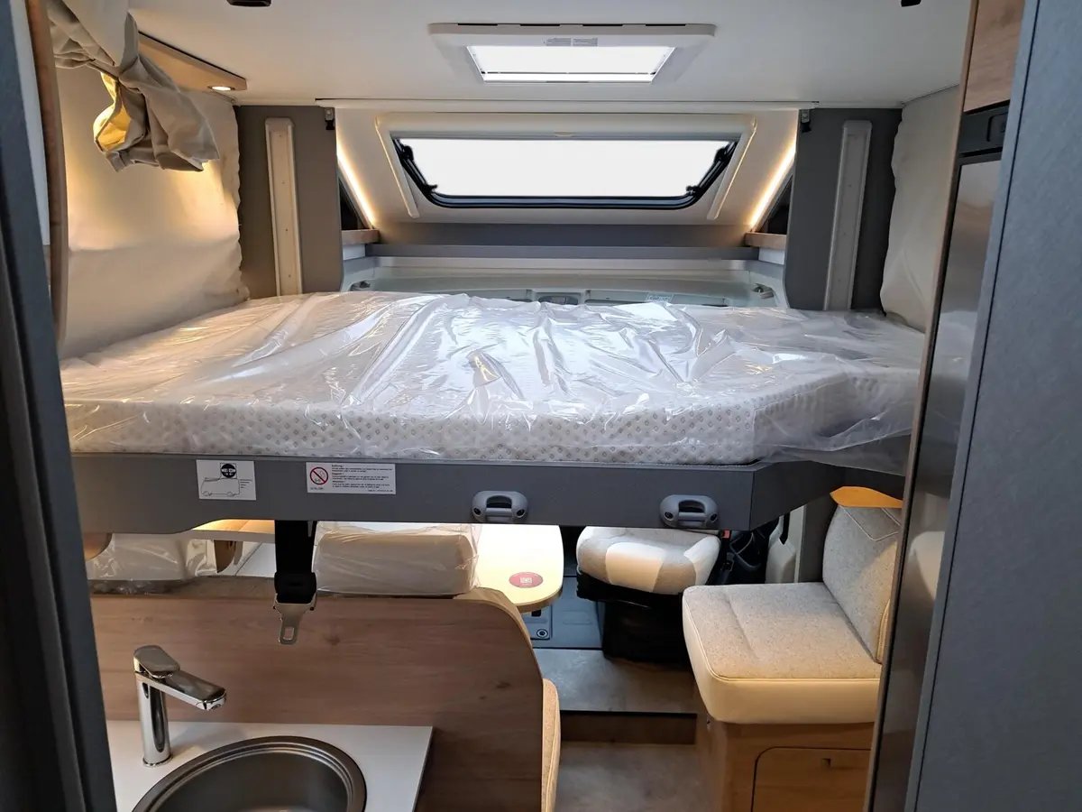 Dethleffs Just Camp Active T 7052 EB Hubbett