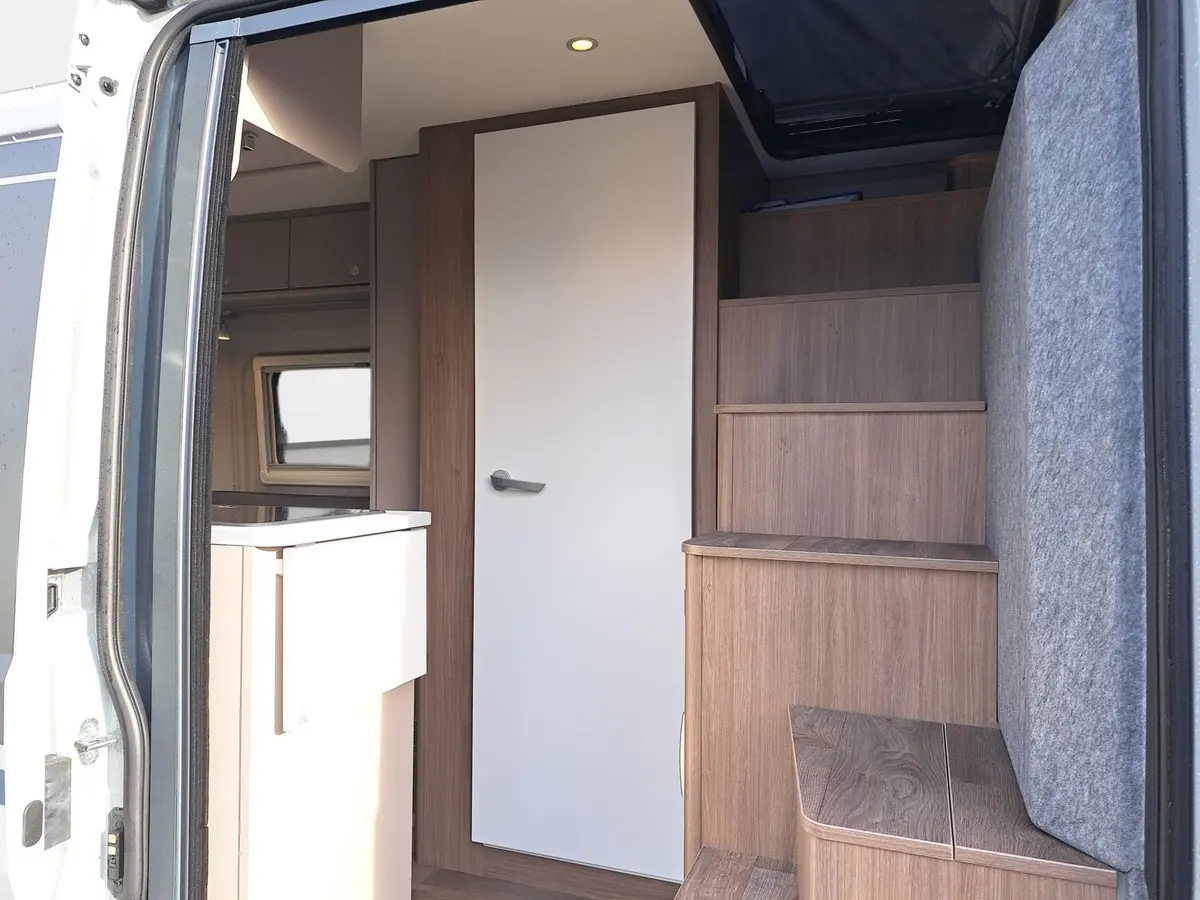 Carado pro CV 541 Autom, Rahmenfenster, Hecksitzgruppe