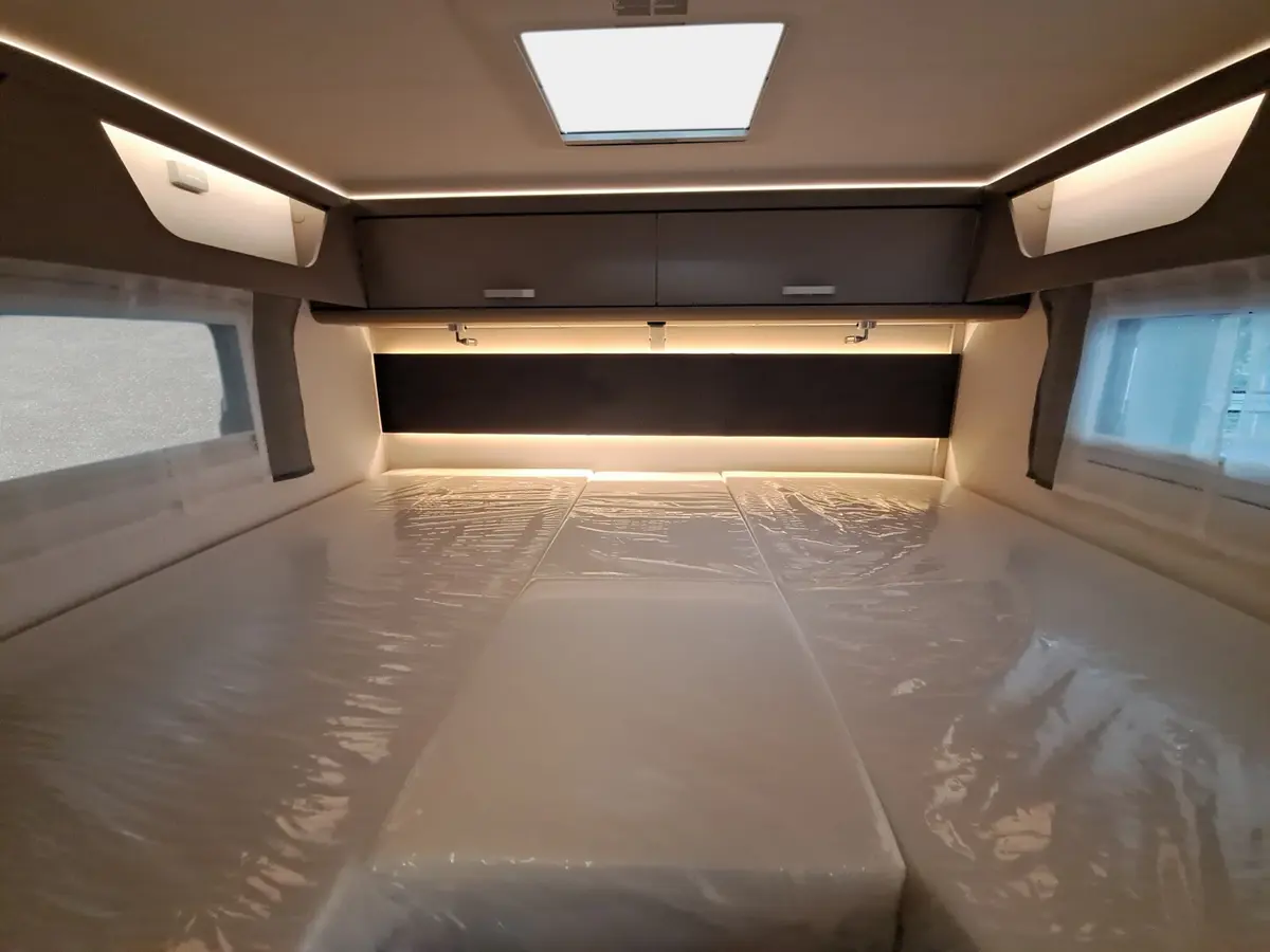 Carado Edition26 T Ford 338 Automatik, Solar, Combi 6 E