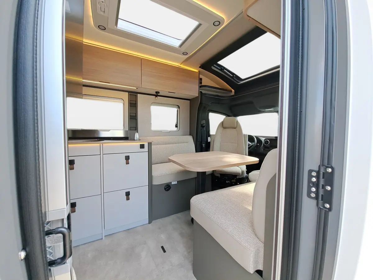 Hymer GT-S 685 Chassis-, Aufbau-, Winterpaket