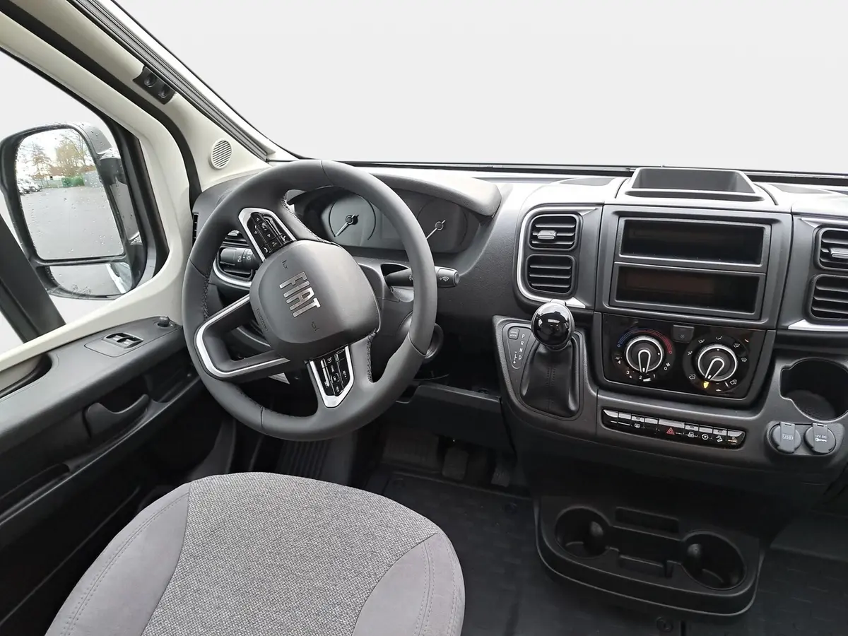 Carado V 337 Pro+ Automatik, Solar, LTE, TV-Paket