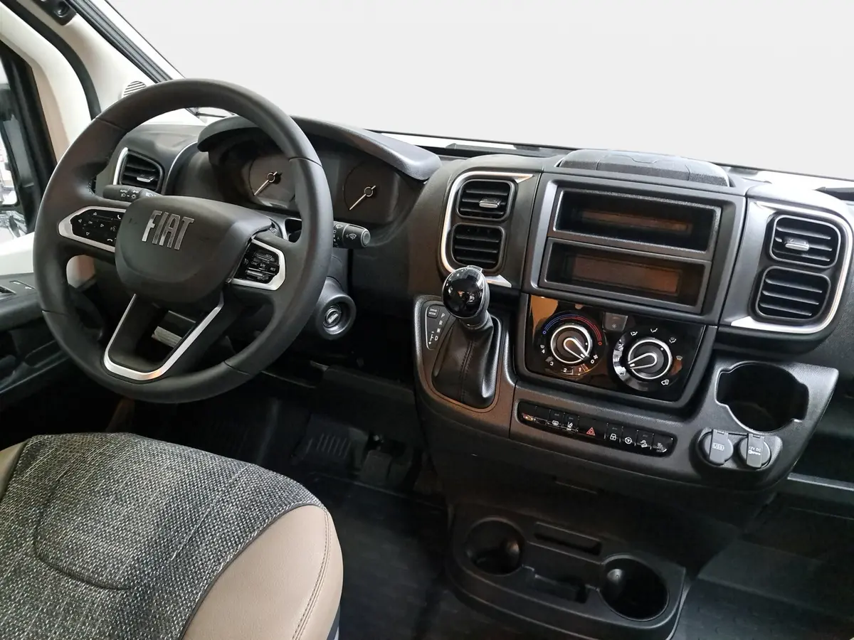 Dethleffs Globetrail 640 HR Fiat Chassis-, Komfort-, Elektropaket