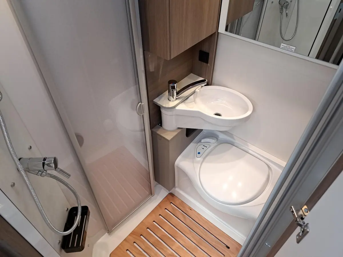 Carado T 135 Pro+ Hubbett, Solar, LTE, TV