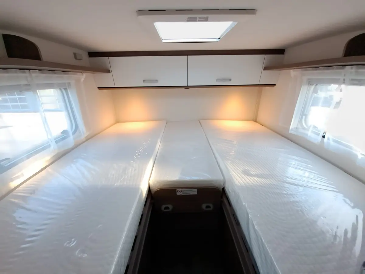 Carado V 347 Pro+ Solar, LTE, TV, Clever Lift Bett