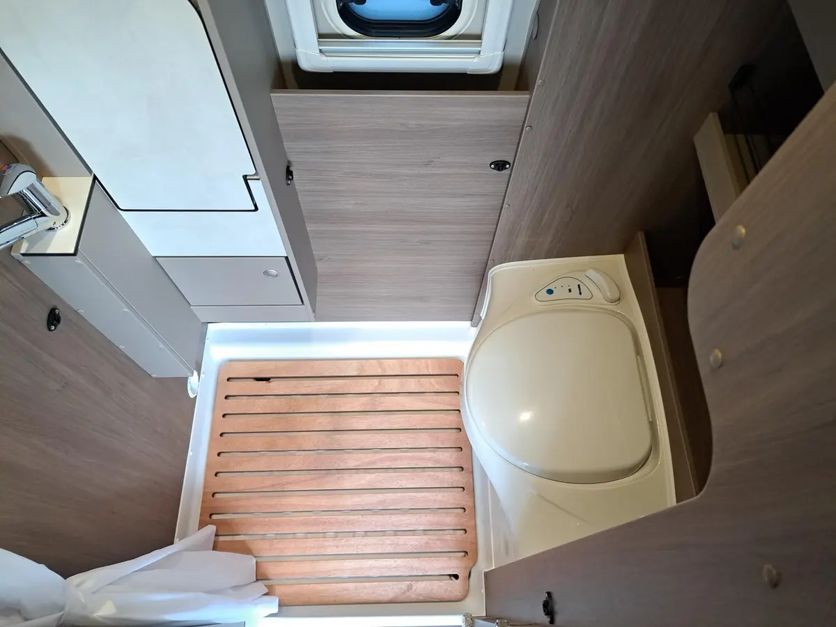 Carado pro CV 541 Automatik, Rahmenfenster