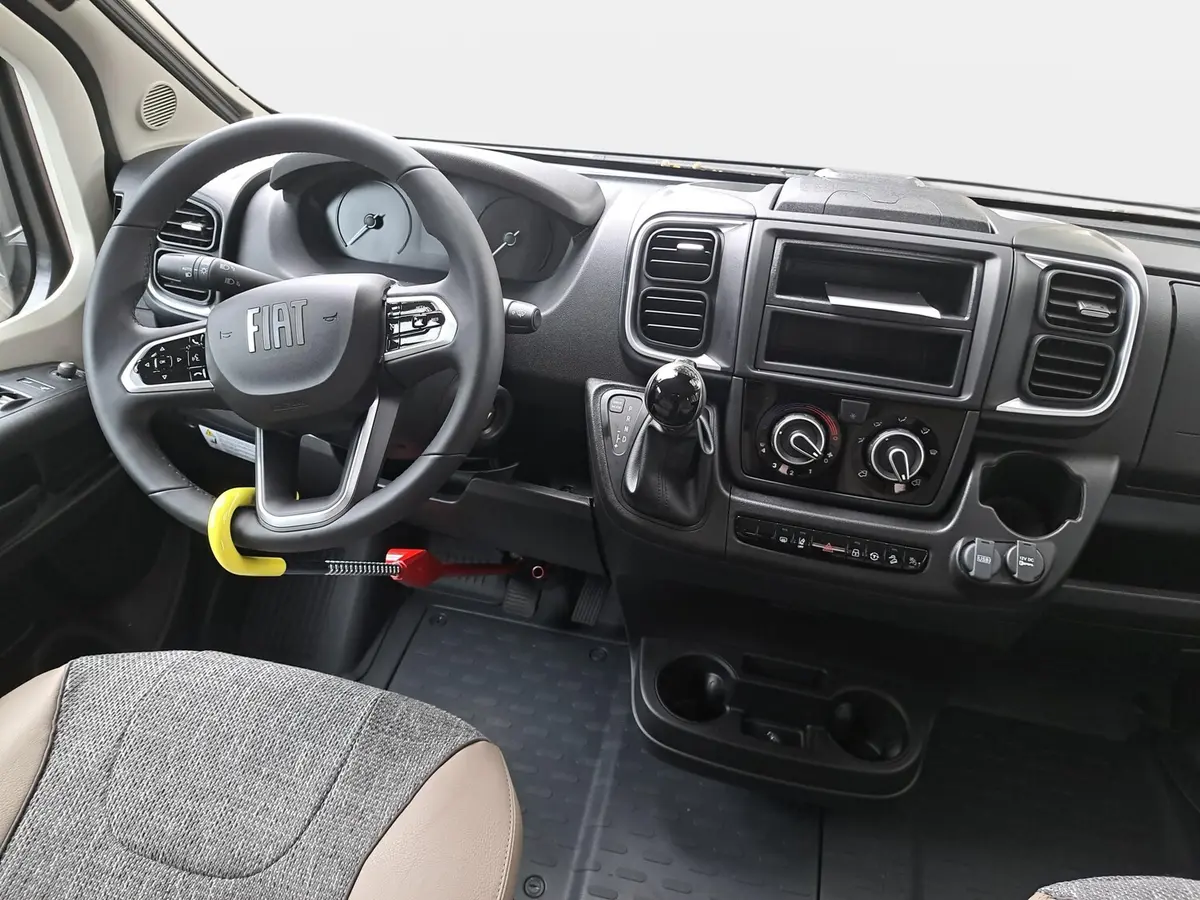 Dethleffs Globetrail 640 HR Fiat Chassis-, Komfort-, Elektropaket