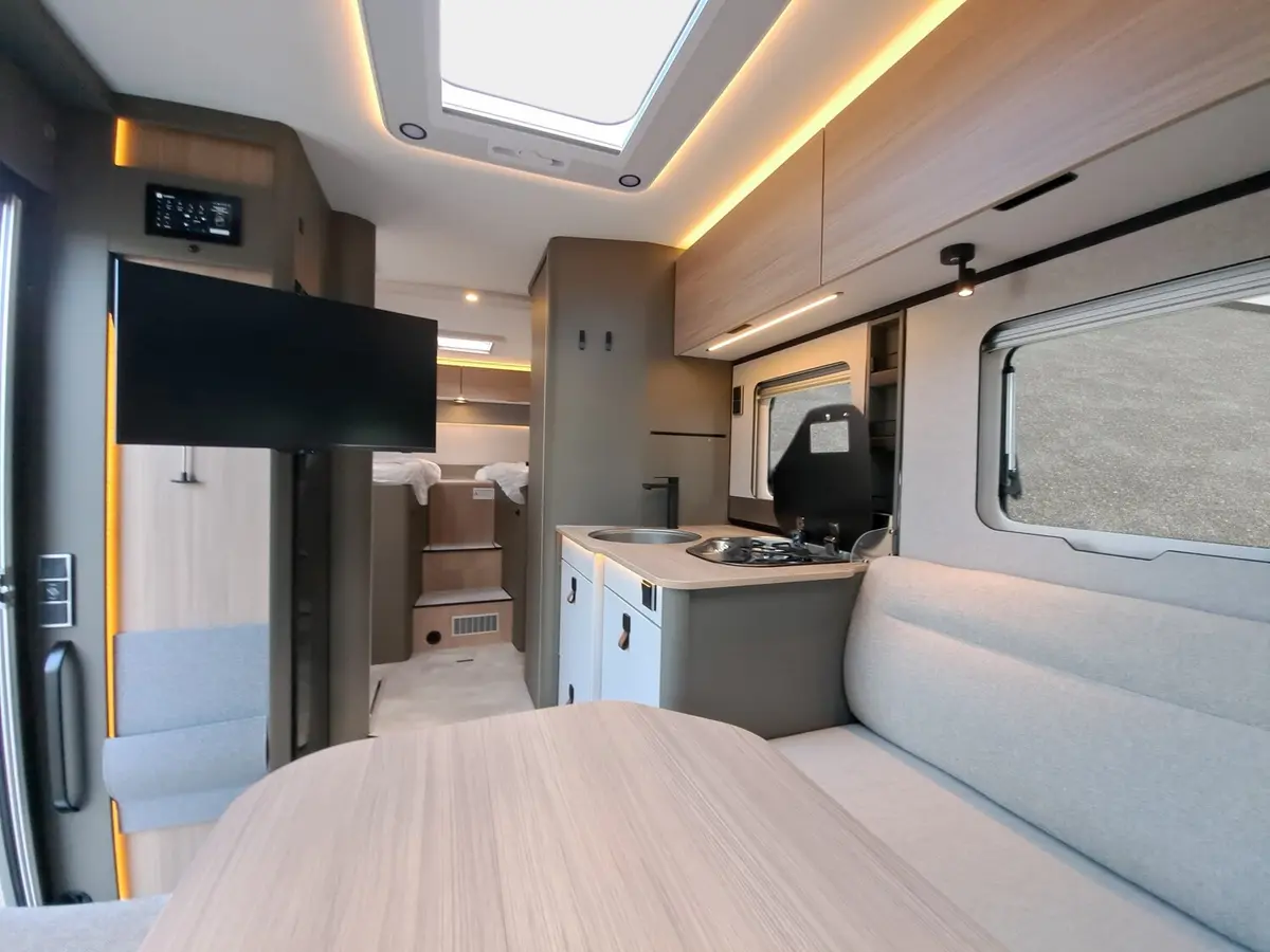Hymer GT-S 685 Chassis-, Aufbau-, Winterpaket