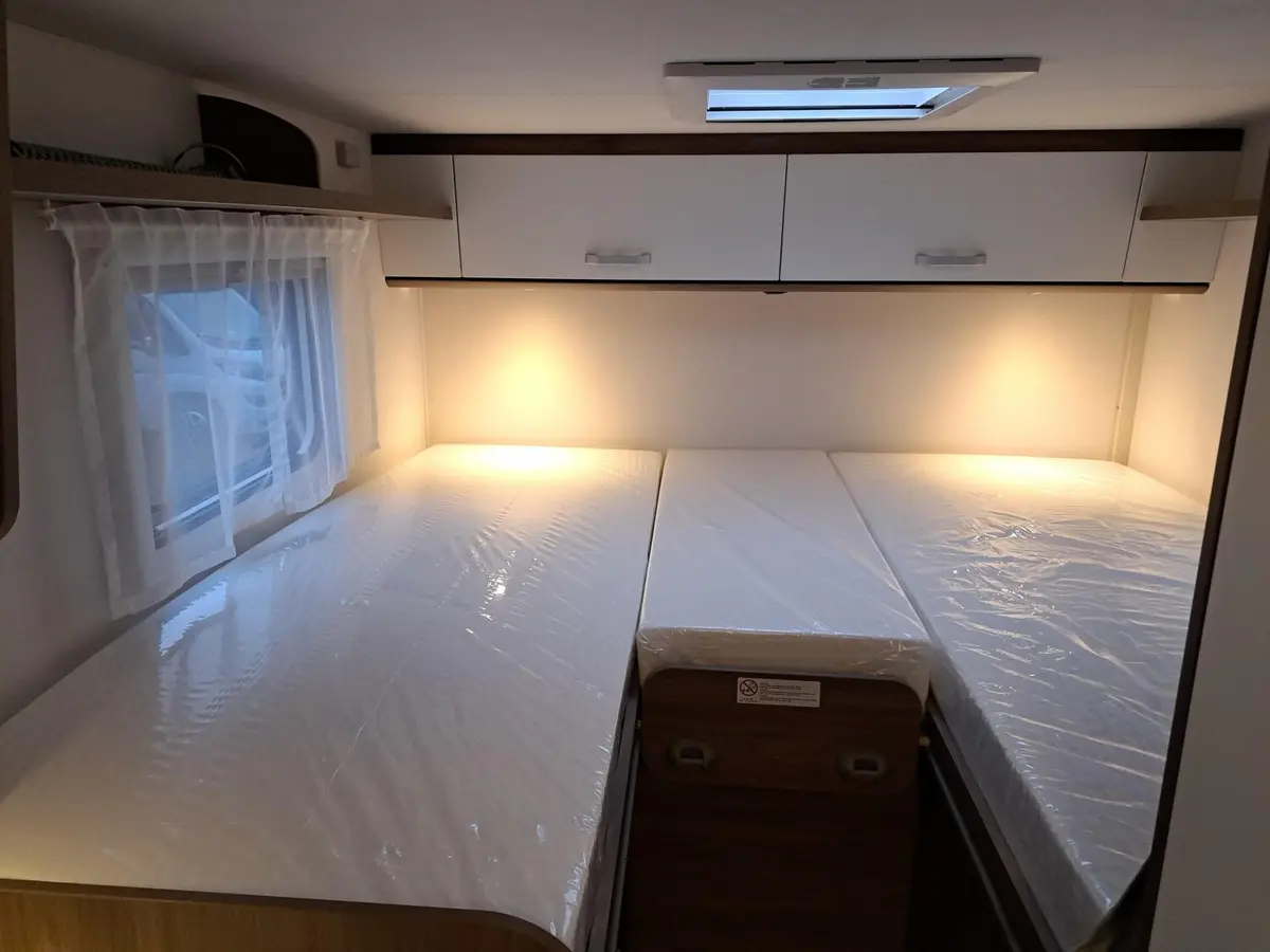 Carado V 347 Pro+ Automatik, Solar, LTE, TV