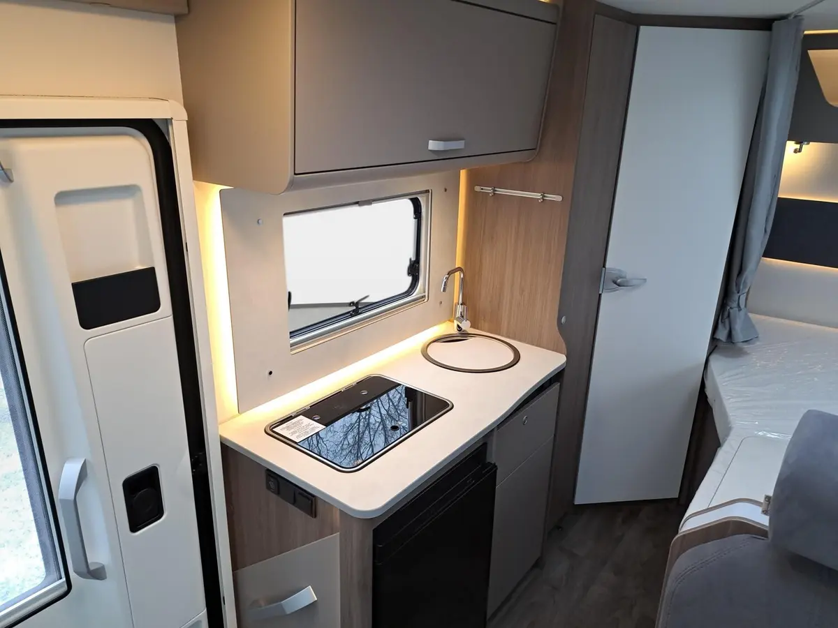 Carado T 135 Pro+ Automatik, Solar, LTE, TV