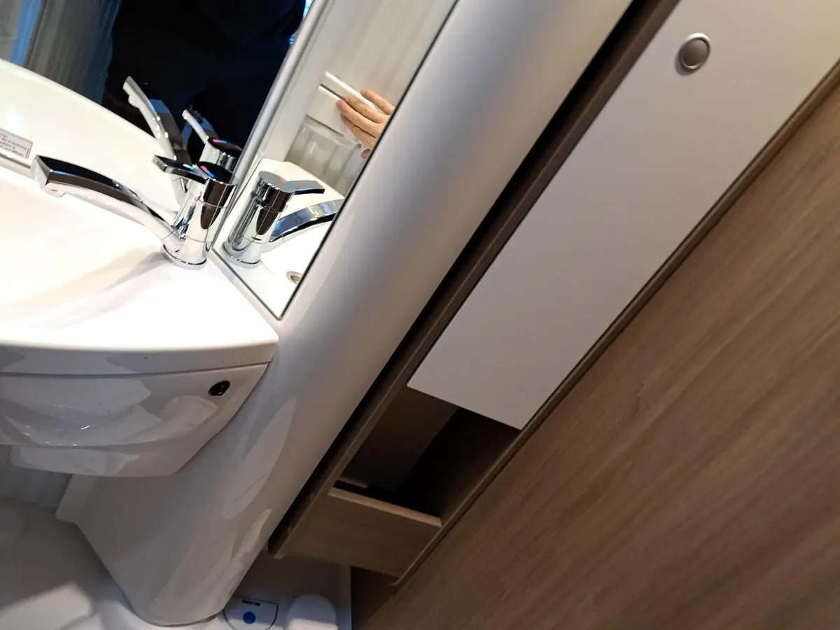 Carado V 347 Pro+ Solar, LTE, TV, Clever Lift Bett