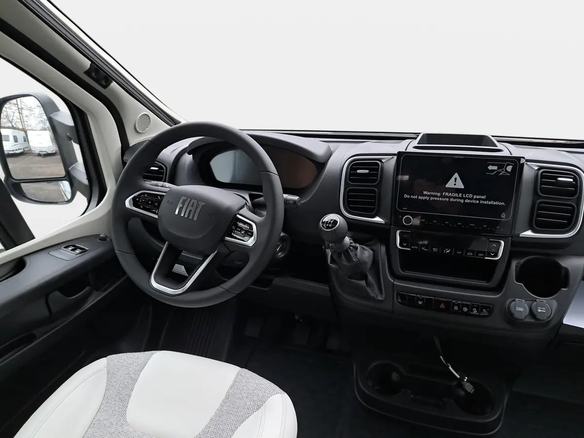 Dethleffs Trend Active T 6817 EB Hubbett, Chassispaket