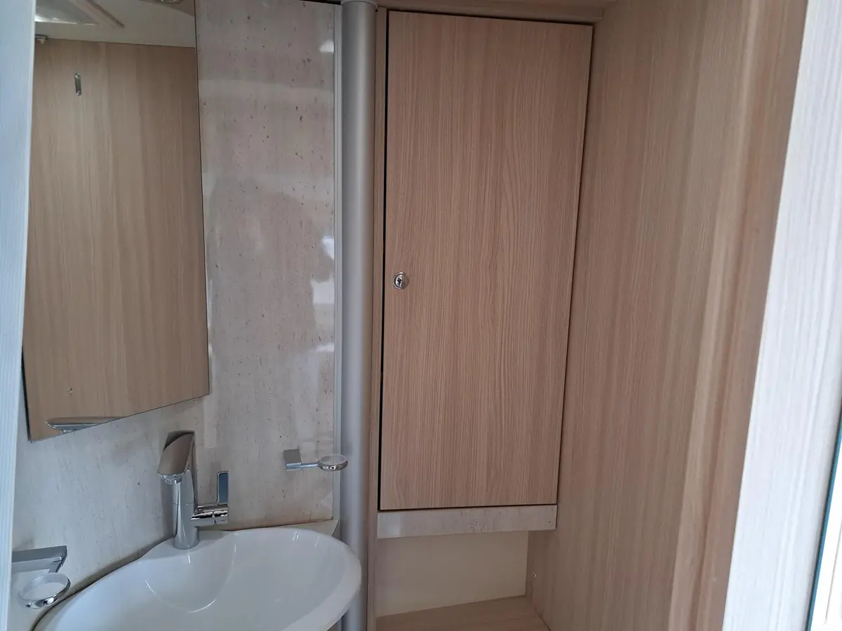 Bürstner Travel Van T 620 G Hubstützen, Sat, TV, Solar