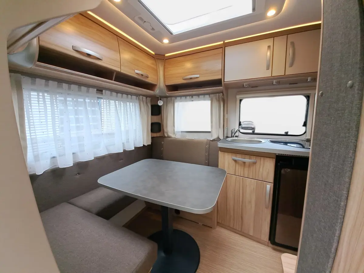 Hymer Eriba Nova Light 470 Mover, Autarkpaket, Markise