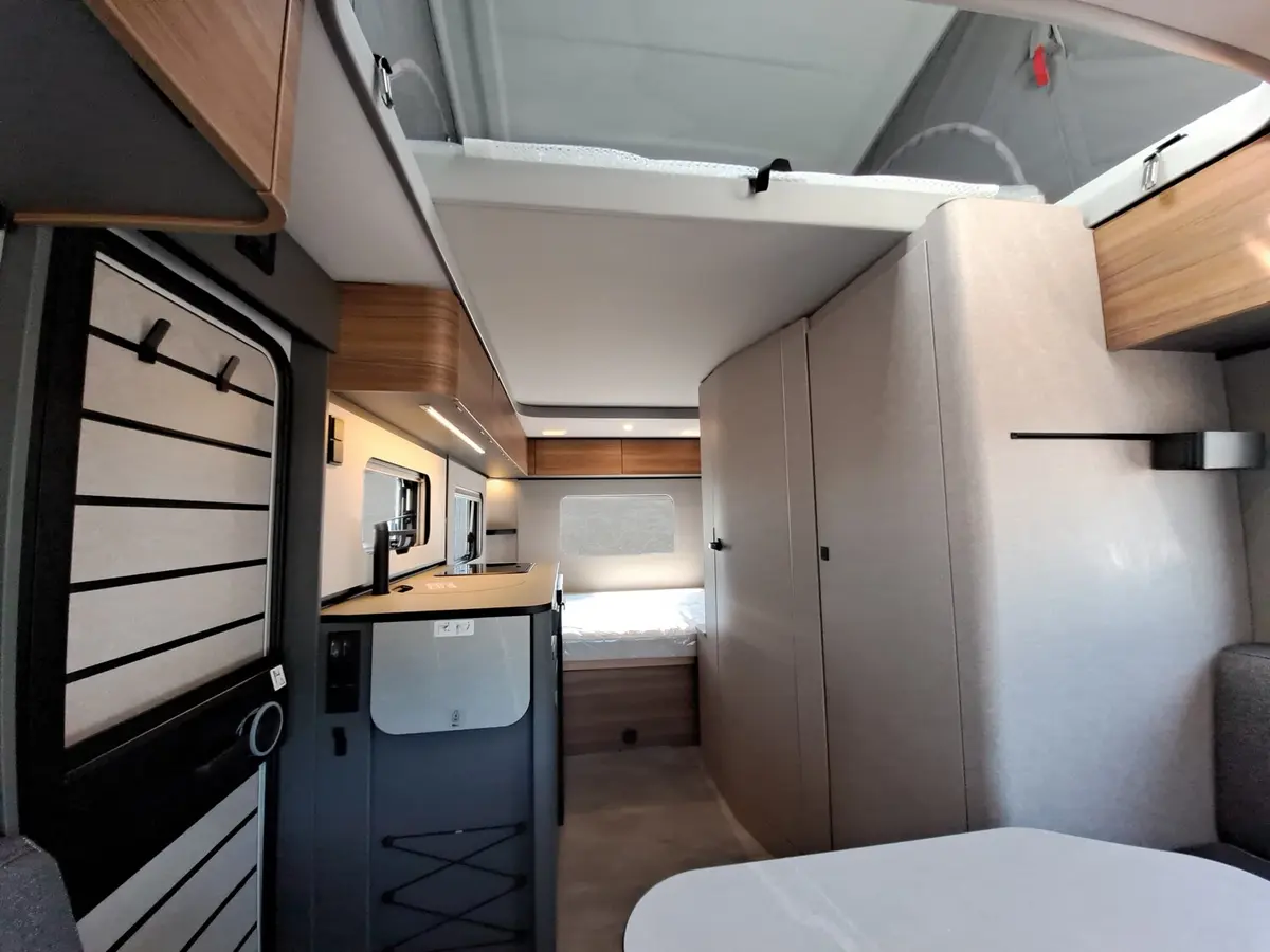 Hymer Eriba Feeling 425 