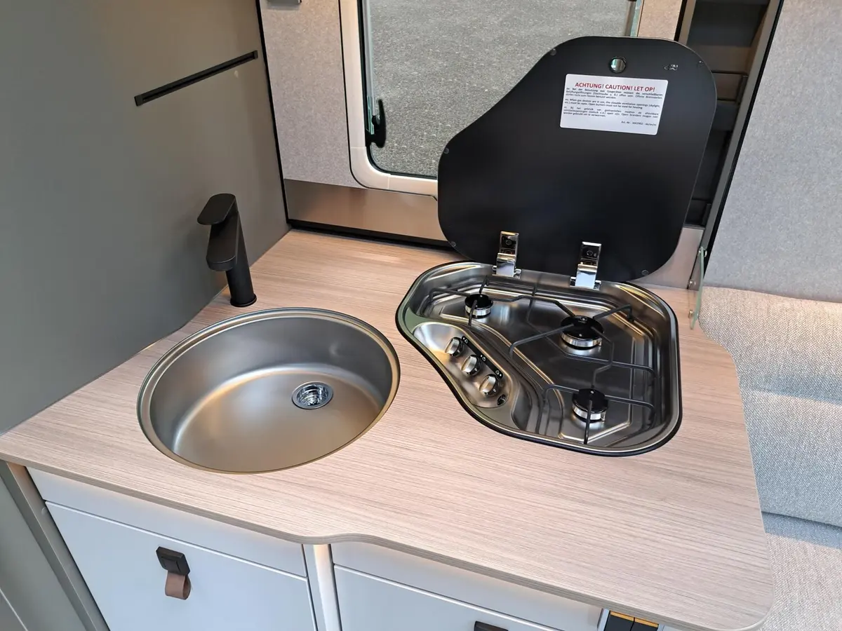 Hymer GT-S 685 Chassis-, Aufbau-, Winterpaket