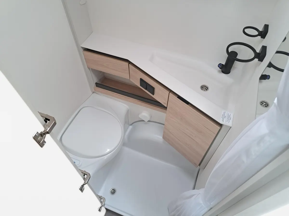 Dethleffs Camper 460 EL First Edition, Sicherheitspaket