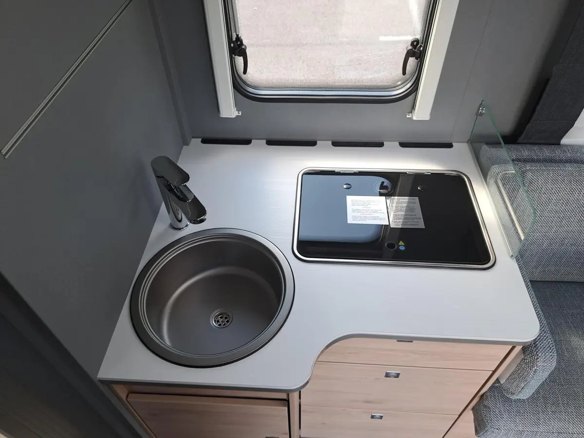 Dethleffs Just Camp T 6752 DBL Family-, Chassispaket