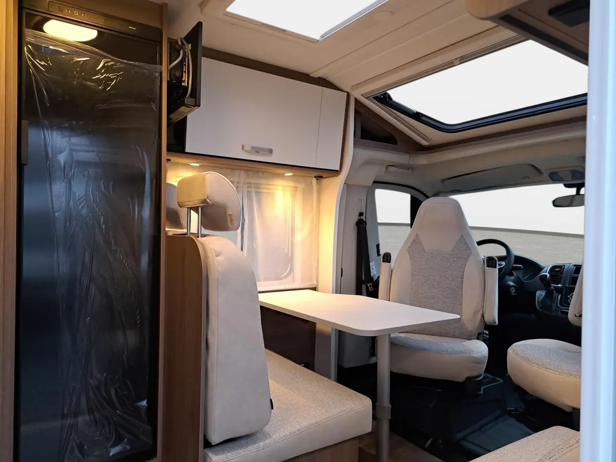 Carado V 347 Pro+ Automatik, Solar, LTE, TV