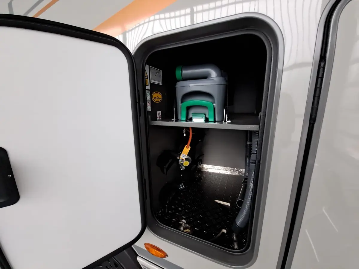 Hymer ML-T CrossTrail 580 TV, Leder, GFK, Winterpaket