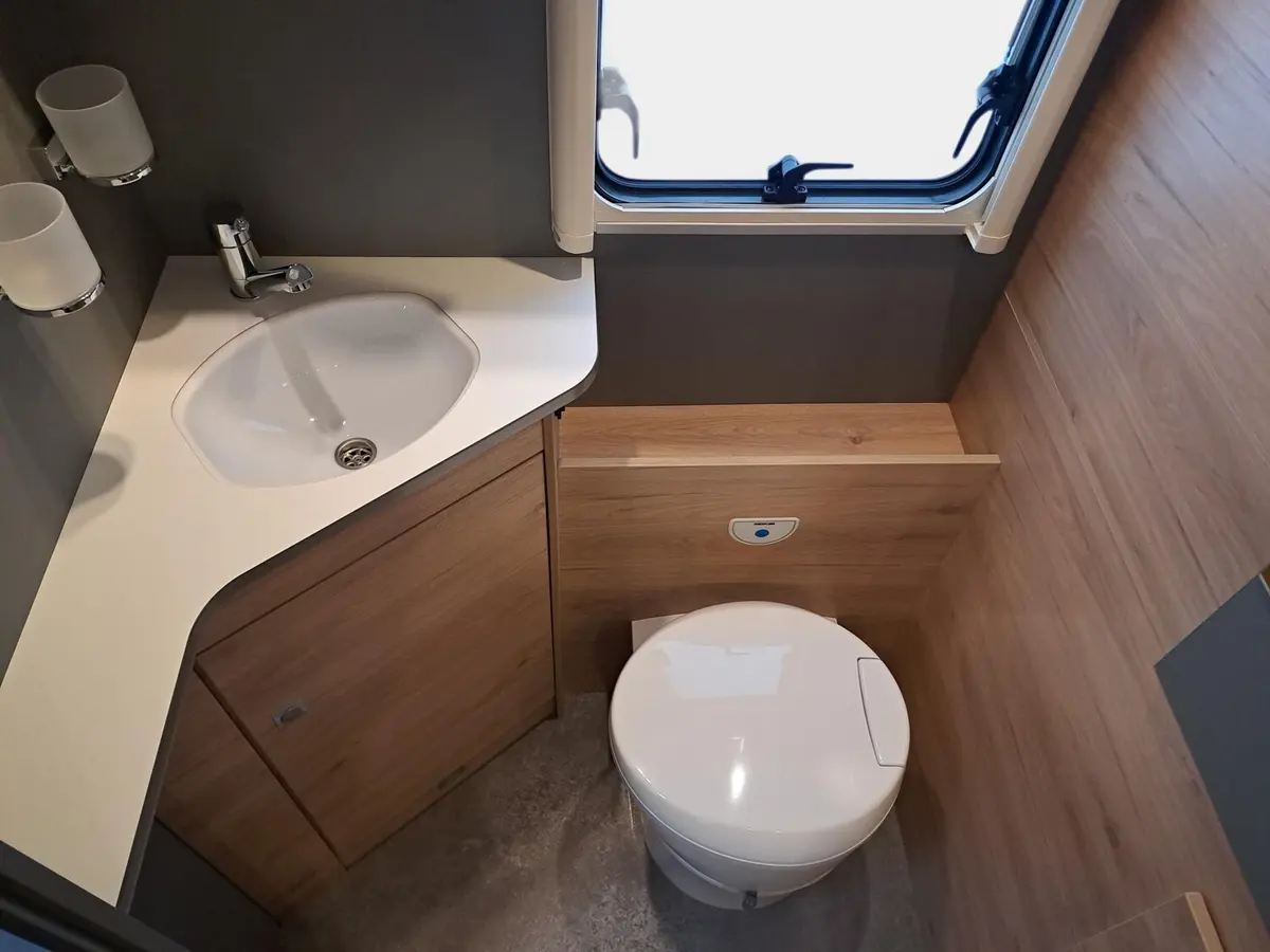 Dethleffs Just Camp T 6762 Family-, Chassispaket