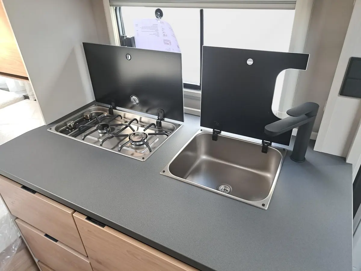 Dethleffs Camper 460 EL First Edition, Sicherheitspaket