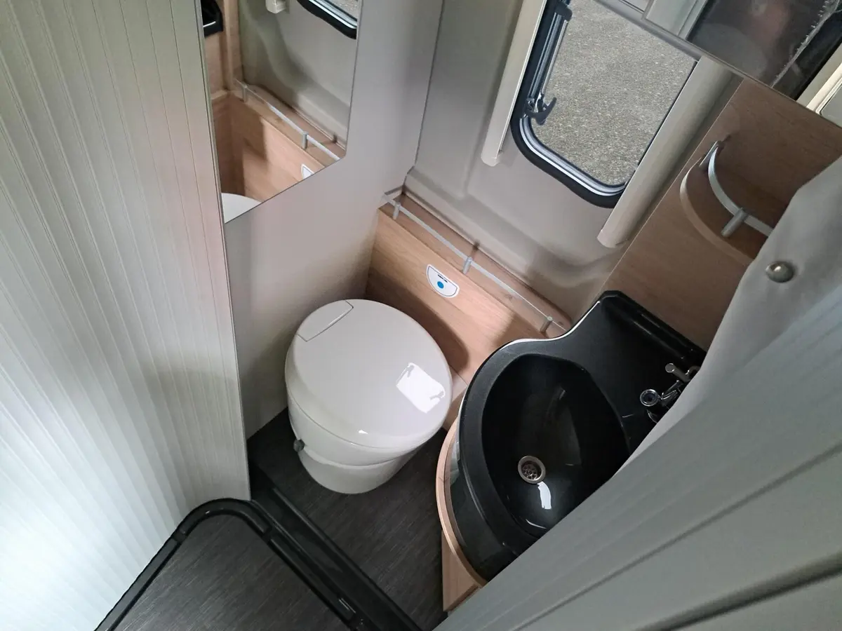 Dethleffs Globetrail 640 HR Fiat Komfort-, Elektropaket