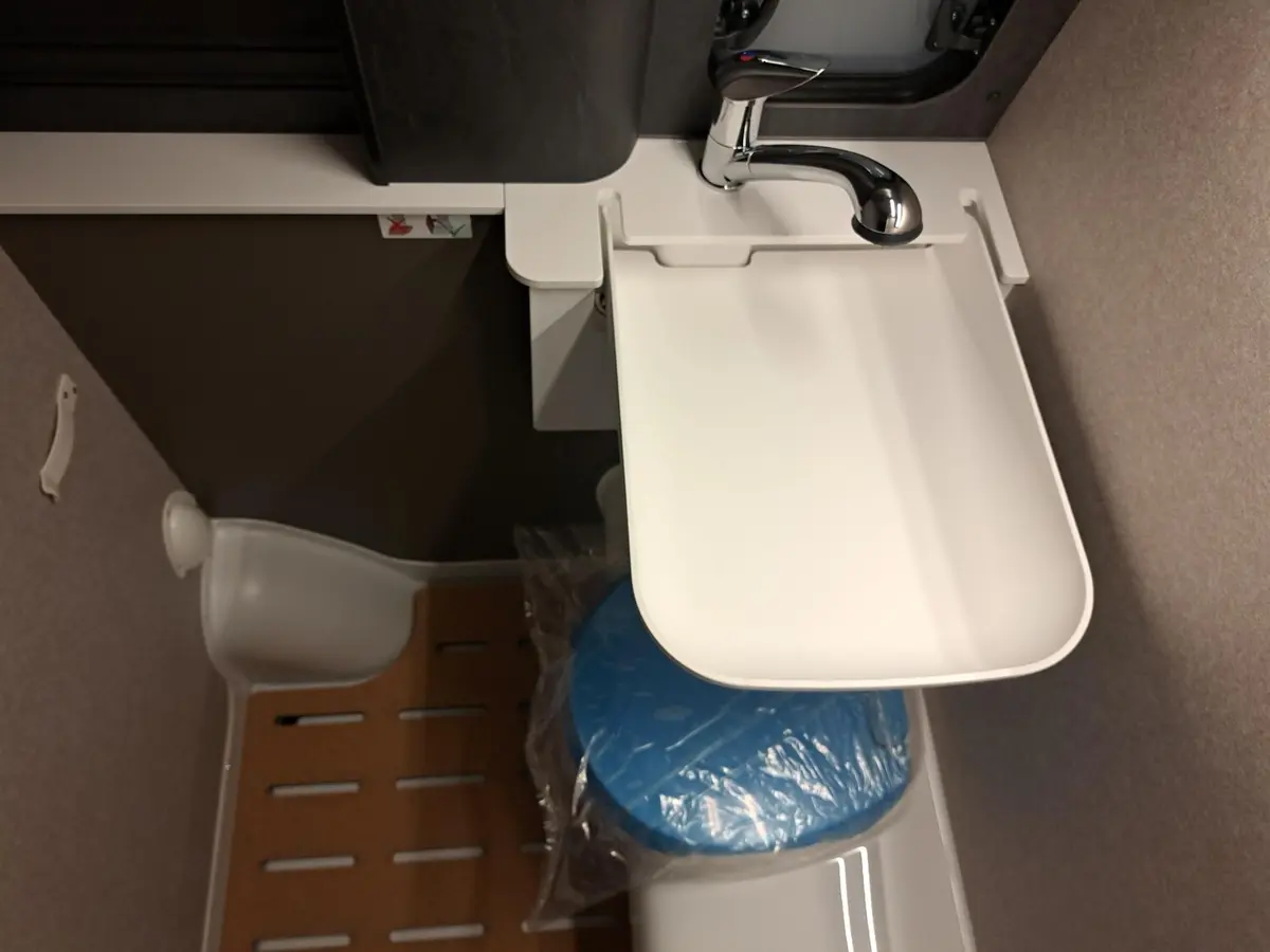 Hymer Grand Canyon S CrossOver 600 Schlafdach, Winterp.