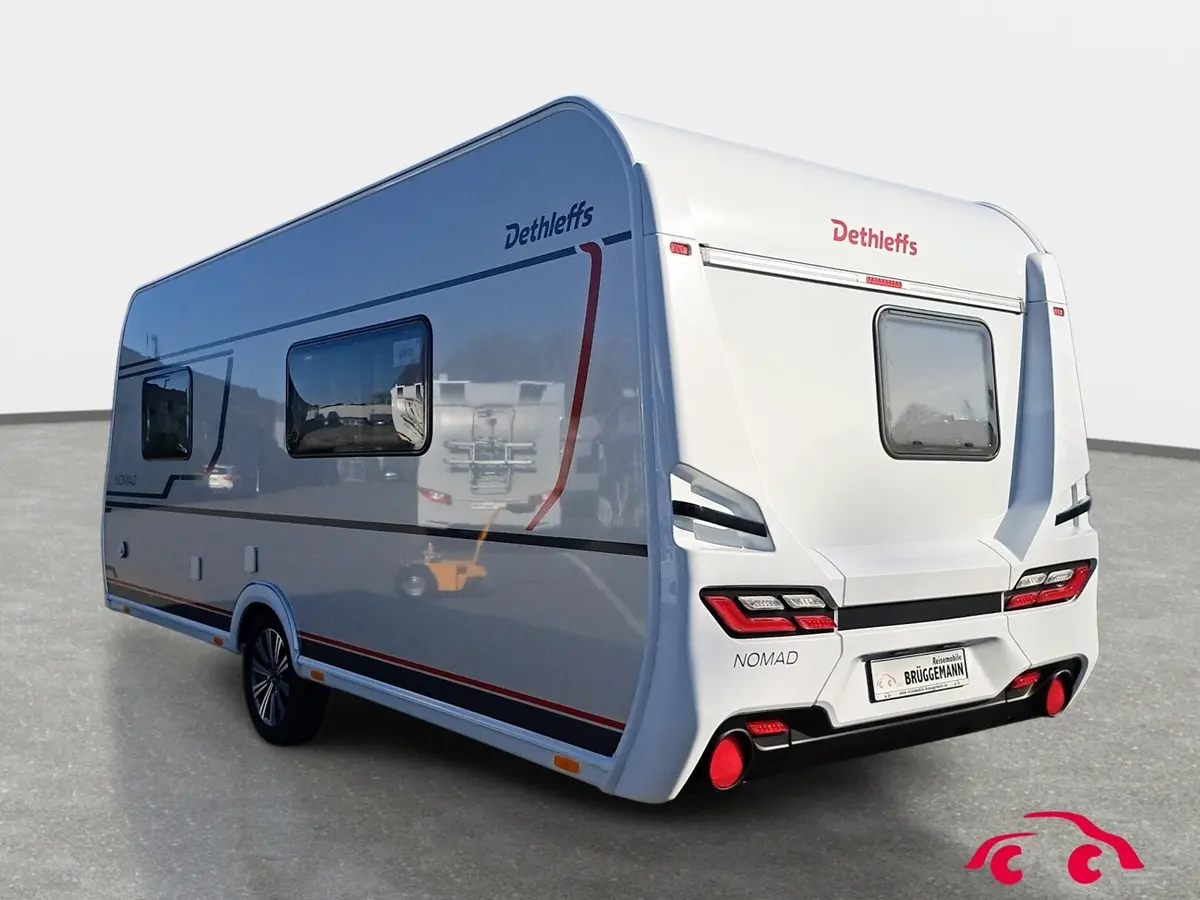 Dethleffs Nomad 490 EST First Edition, Glattblech