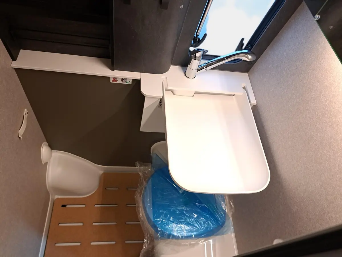 Hymer Grand Canyon S Xperience 600 AHK, Aufstelldach