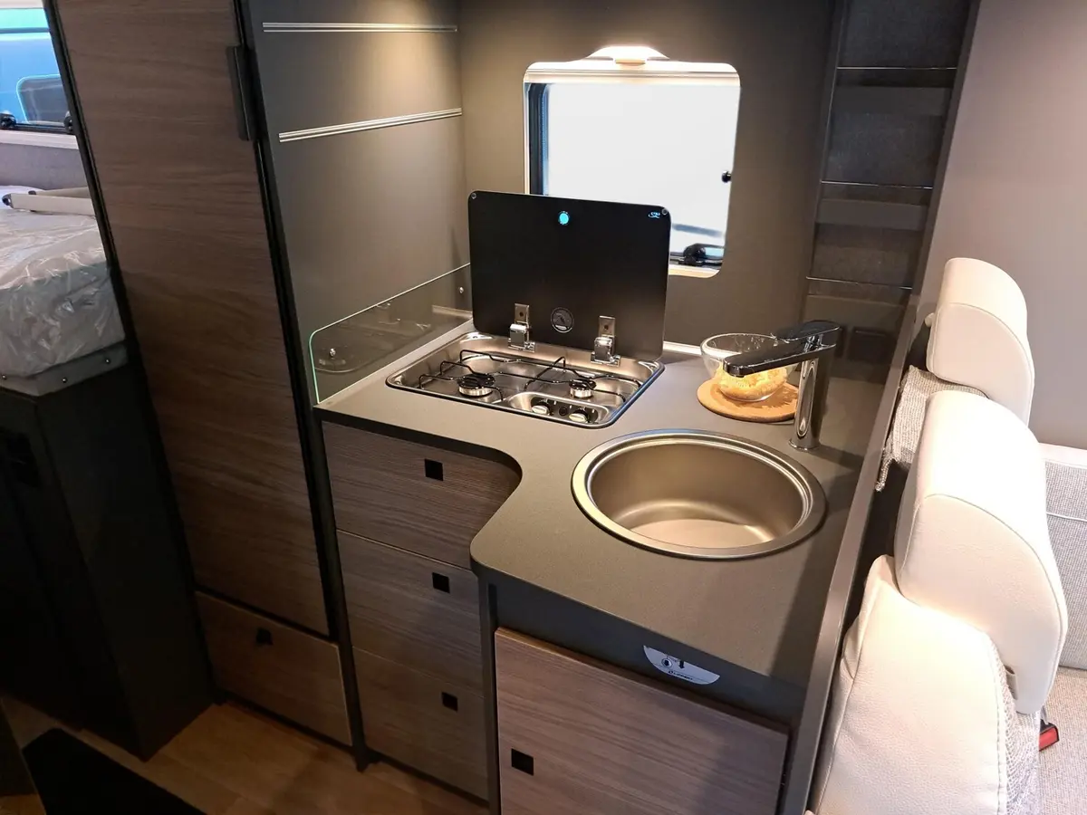 Dethleffs Trend T 6817 EB Hubbett, div. Pakete