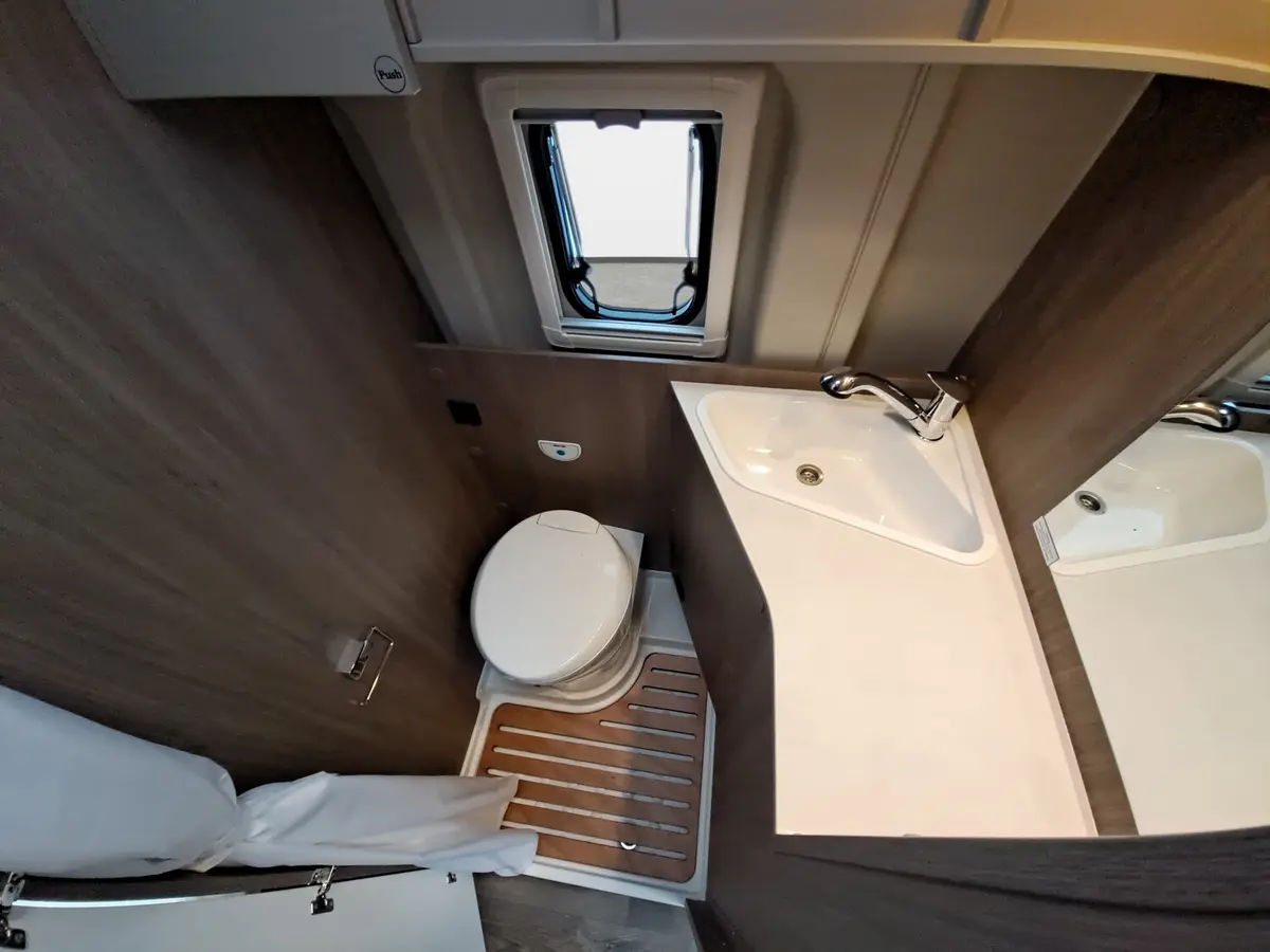 Carado CV 600 Markise, Optik Paket 2, Basic Paket